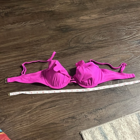 xhilaration Vibrant Pink wired strappy adjustable bikini top small - Picture 9 of 9